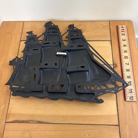 Nautical Sail Ship Wall Hanging Vintage Plastic Coppercraft Syroco 4261 Dart Ind - Picture 3 of 5